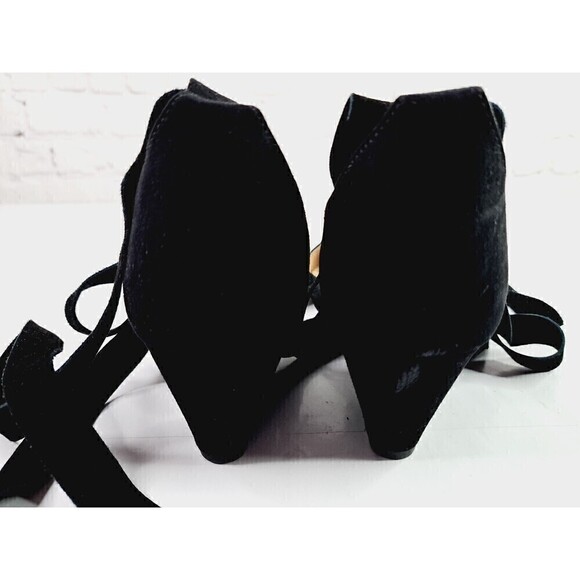 LOFT Woman's Almond Toe Ankle Tie Flat Black Faux Suede Size 7.5 - Picture 4 of 6